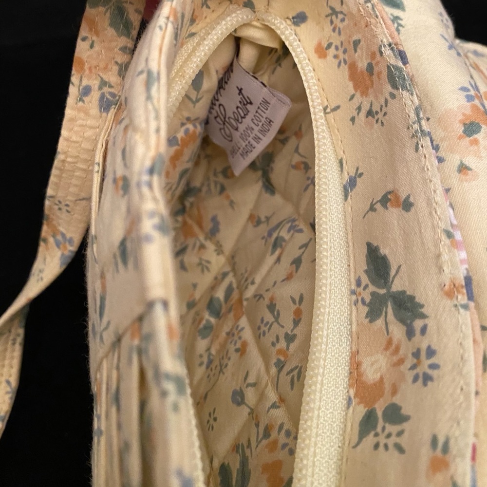 Yellow quilted crossbody purse - Picture 4 of 4